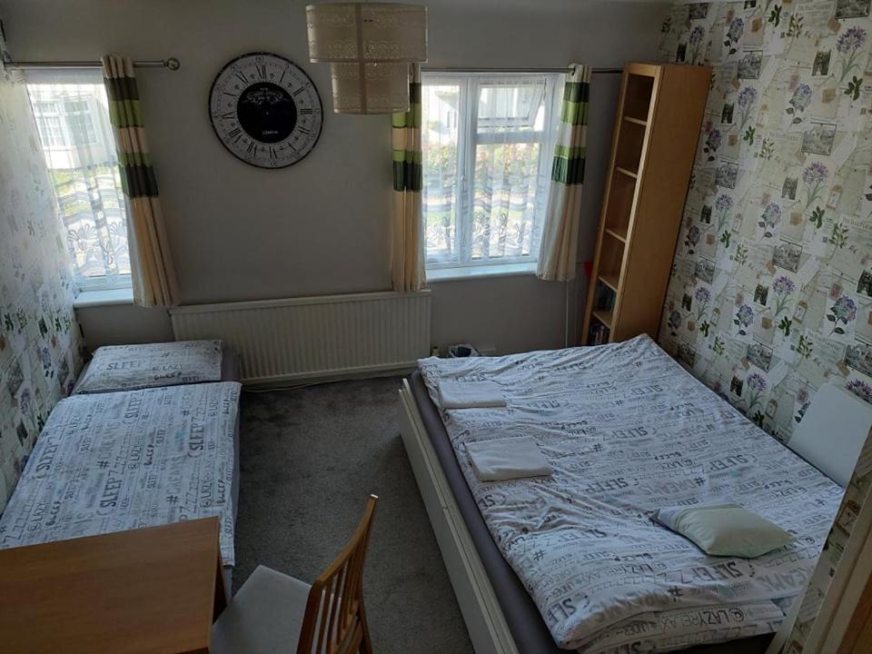 Home Accommodation Southampton Exterior foto